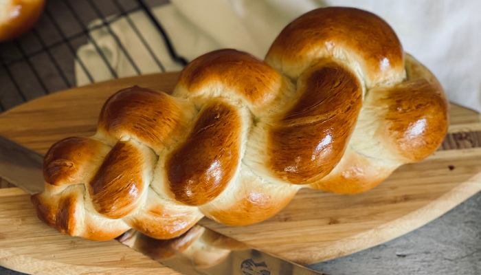 Sunday Bread – Zopf