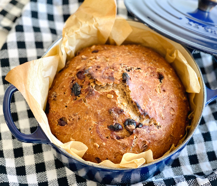 https://mirjamskitchenyodel.com no-knead bread in dutch oven with lid