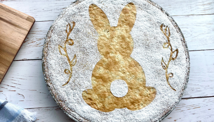 http://mirjamskitchenyodel.com easter tart - osterkuchen with bunny