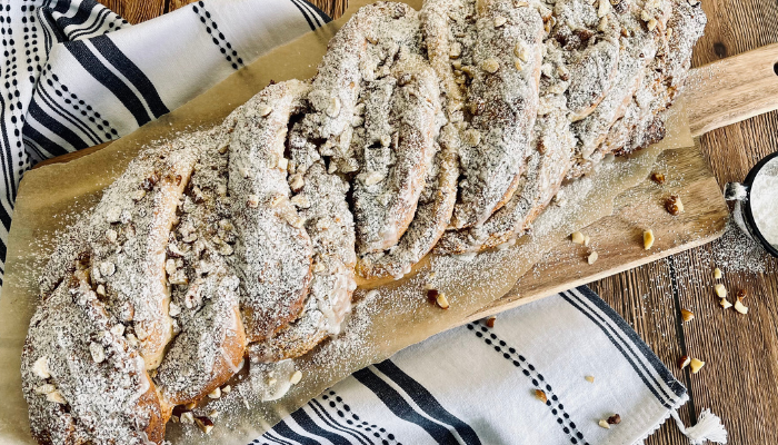 Filled Sweet Bread – Gefüllter Hefezopf