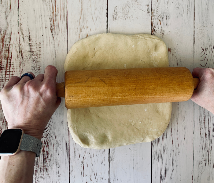 https://mirjamskitchenyodel.com filled sweet bread - gefüllter hefezopf rolling out dough