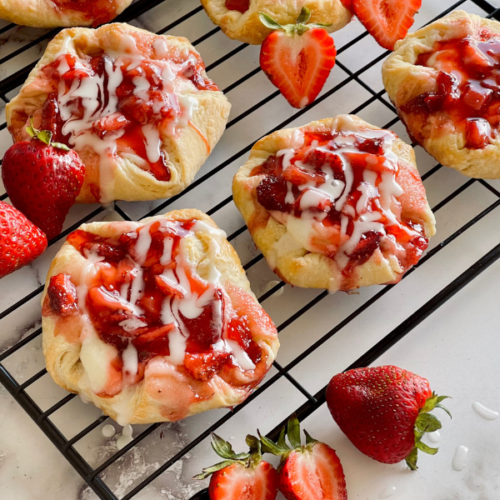 https://mirjamskitchenyodel.com strawberry cream cheese danish with icing