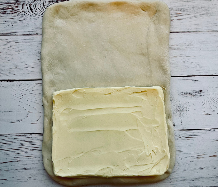 https://mirjamskitchenyodel.com strawberry cream cheese danish yeast dough with butter