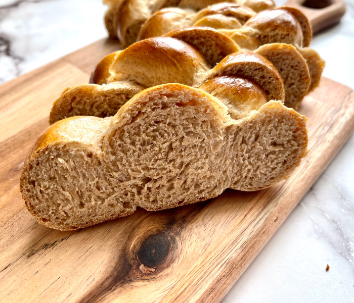 https://mirjamskitchenyodel.com braided bread texture