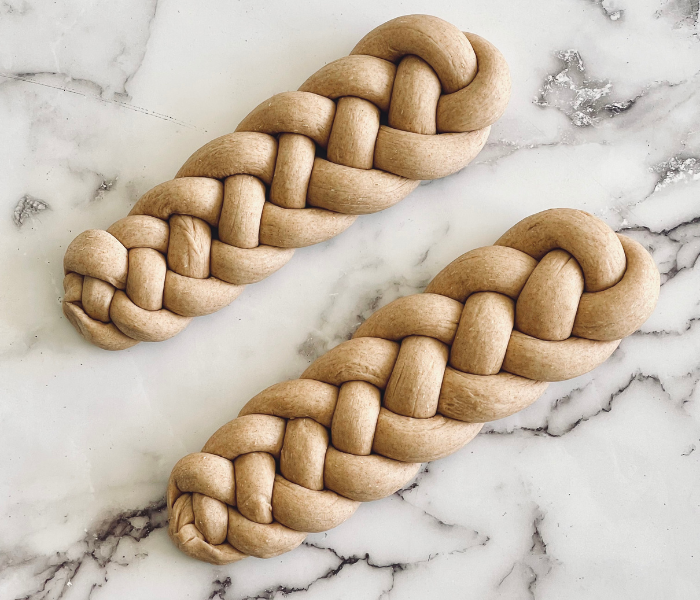 https://mirjamskitchenyodel.com freshly braided bread