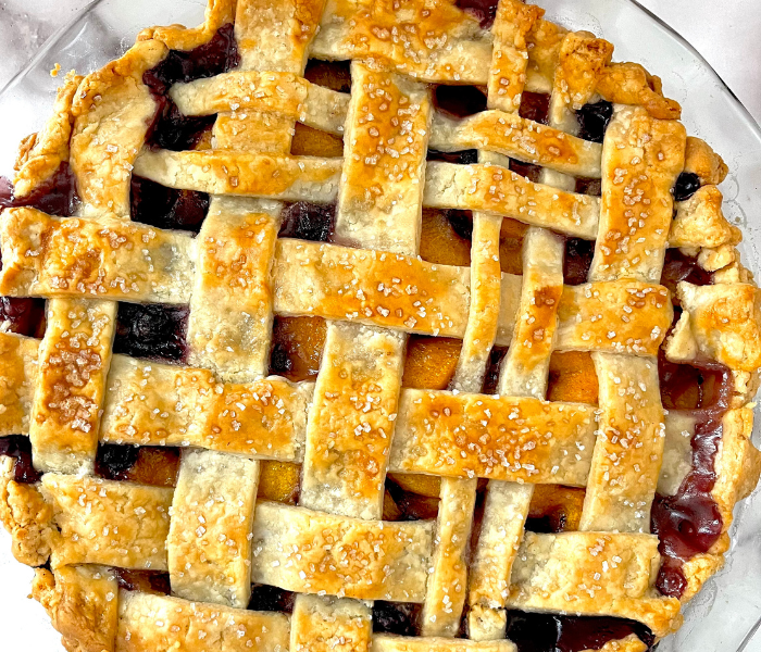 https://mirjamskitchenyodel.com blueberry peach pie