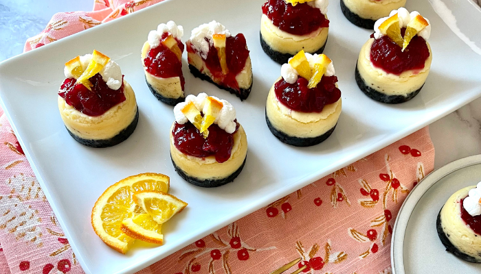 https://mirjamskitchenyodel.com mini holiday cheesecakes on a plate