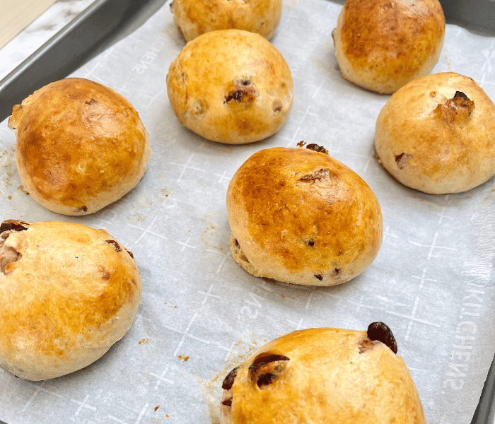 https://mirjamskitchenyodel.com no-knead breakfast rolls fresh out of the oven